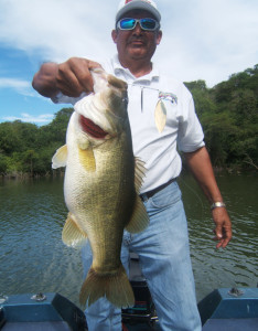 Carlos landed this Picachos 7 pound HAWG!